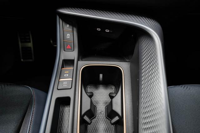 Cupra Terramar 1,5 eTSI DSG - LAGER 