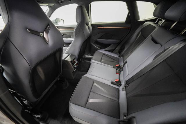 Cupra Terramar 1,5 eTSI DSG - LAGER 