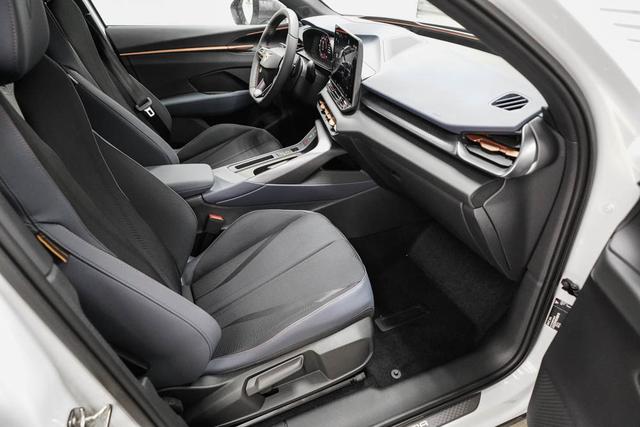 Cupra Terramar 1,5 eTSI DSG - LAGER 
