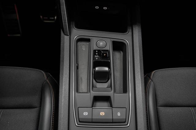 Cupra Formentor 2,0 TSI DSG 4Drive VZ - LAGER 