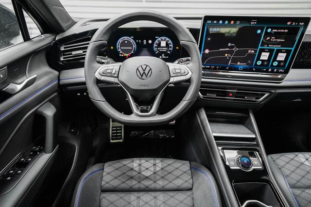 Volkswagen Tiguan 2,0 TDI DSG 4Motion R-Line - LAGER -LAG. 
