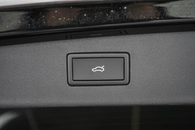 Volkswagen Tiguan 2,0 TDI DSG 4Motion R-Line - LAGER -LAG. 