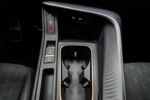 Cupra Terramar 2,0 TSI DSG 4Drive VZ - LAGER 