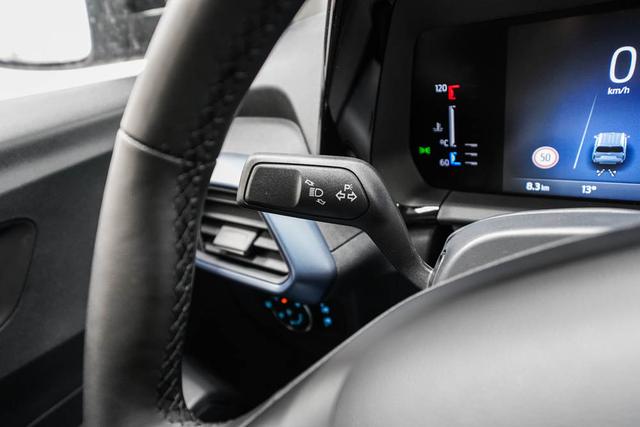 Ford Tourneo Courier 1,0 EcoBoost Automatik Act -LAG. 