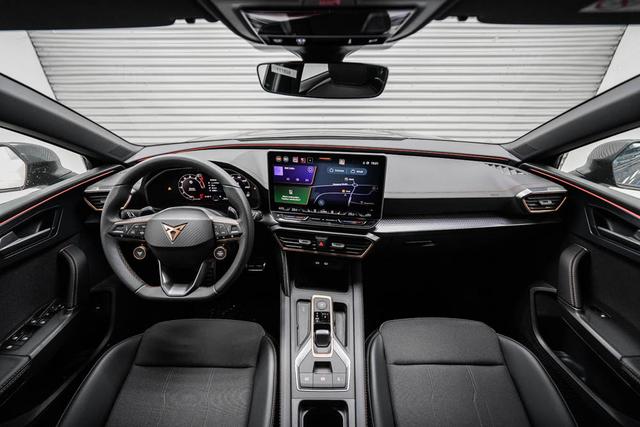 Cupra Leon Sportstourer ST 1,5 eTSI DSG Kombi - LAGER 