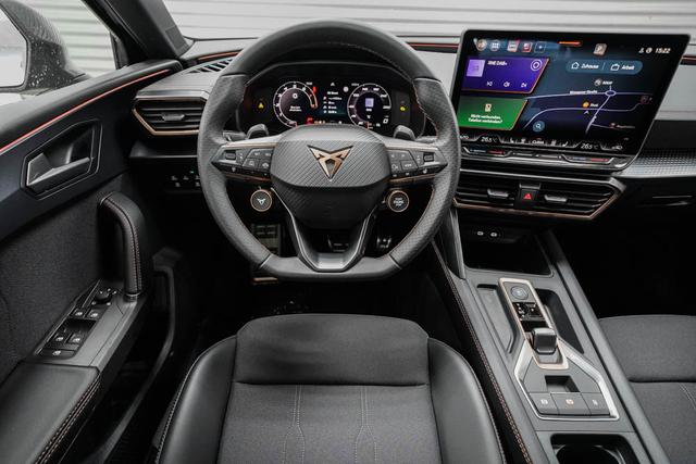 Cupra Leon Sportstourer ST 1,5 eTSI DSG Kombi - LAGER 