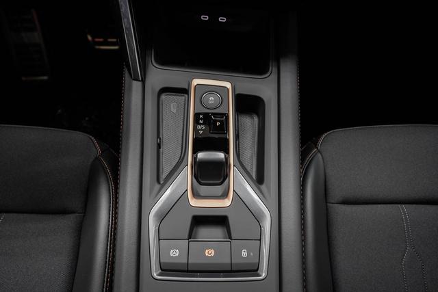 Cupra Leon Sportstourer ST 1,5 eTSI DSG Kombi - LAGER 