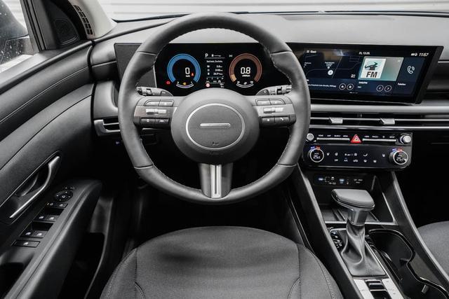 Hyundai TUCSON 1,6 T-GDI 2WD DCT MHEV Essential - -LAG. 