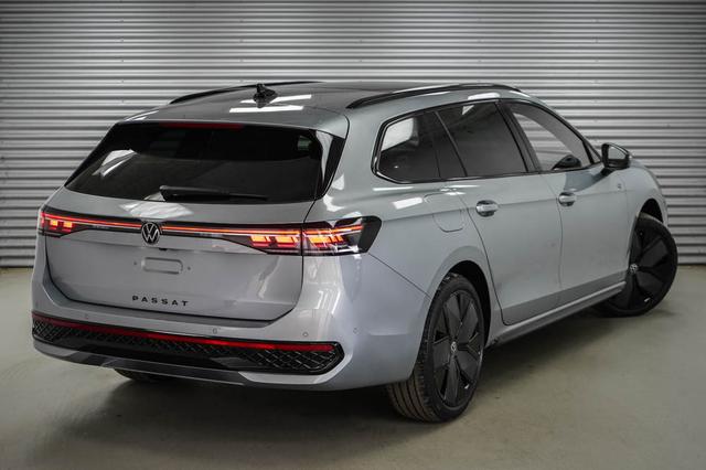 Passat Variant 2,0 TDI DSG 4Motion R-Line -LAG. 