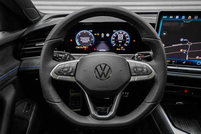Passat Variant 2,0 TDI DSG 4Motion R-Line -LAG. 