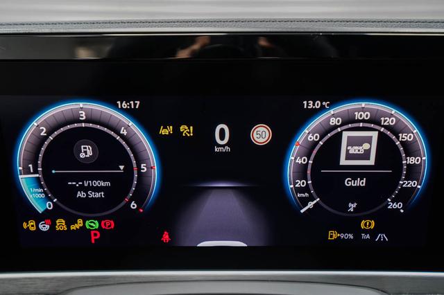 Passat Variant 2,0 TDI DSG 4Motion R-Line -LAG. 