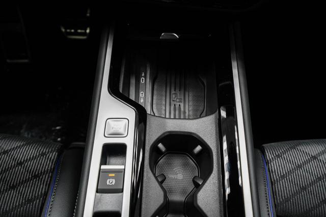 Passat Variant 2,0 TDI DSG 4Motion R-Line -LAG. 