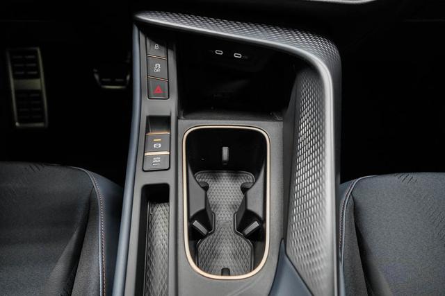 Cupra Terramar 1,5 eTSI DSG - LAGER 