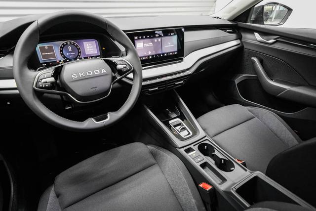 Skoda Octavia Combi Kombi 1,5 eTSI DSG Essence - LAGER -LAG. 