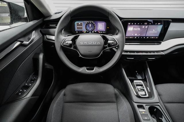 Skoda Octavia Combi Kombi 1,5 eTSI DSG Essence - LAGER -LAG. 