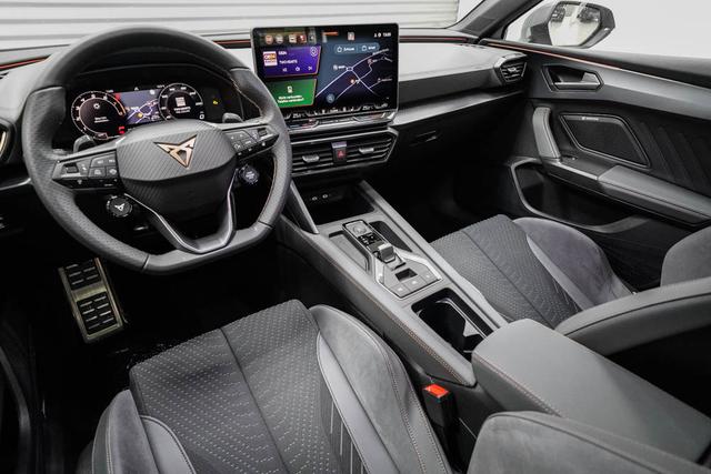 Cupra Leon Sportstourer ST 2,0 TSI DSG 4Drive VZ Extreme - LA -LAG. 