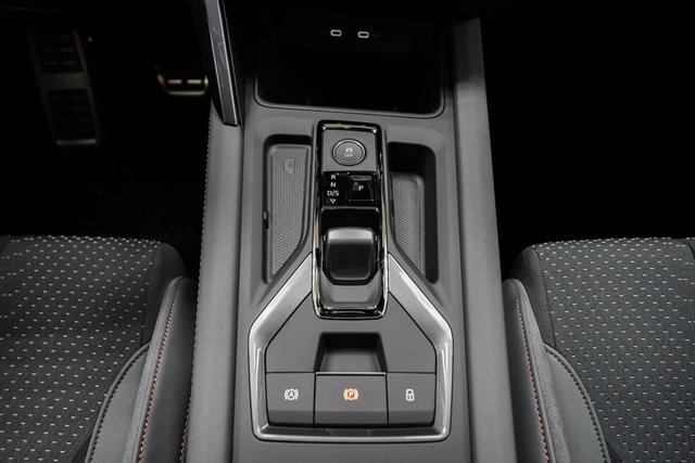 Cupra Leon Sportstourer ST 2,0 TSI DSG 4Drive VZ Extreme - LA -LAG. 