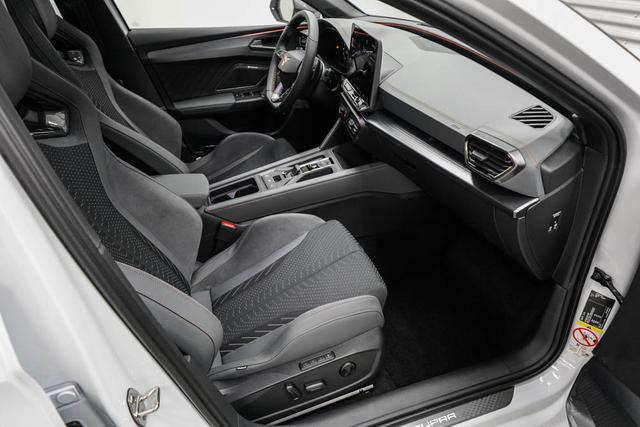 Cupra Leon Sportstourer ST 2,0 TSI DSG 4Drive VZ Extreme - LA -LAG. 
