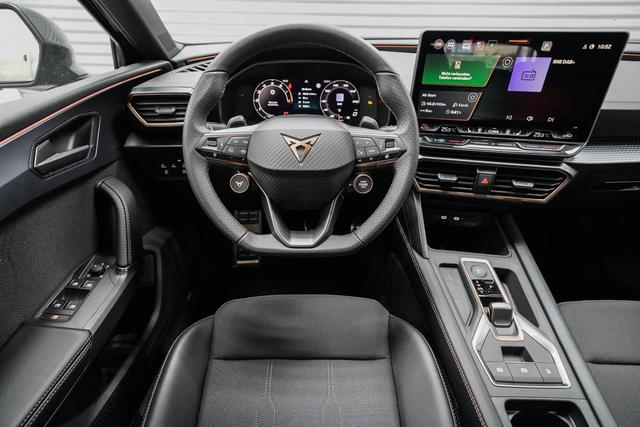 Cupra Leon Sportstourer ST 1,5 eTSI DSG Kombi - LAGER 