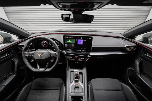 Cupra Leon Sportstourer ST 1,5 eTSI DSG Kombi - LAGER 