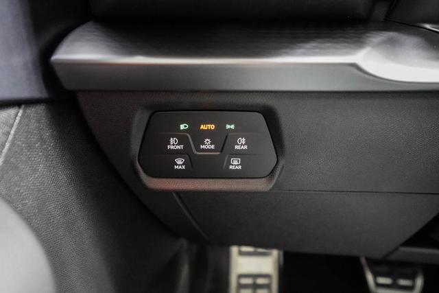 Cupra Leon Sportstourer ST 1,5 eTSI DSG Kombi - LAGER 