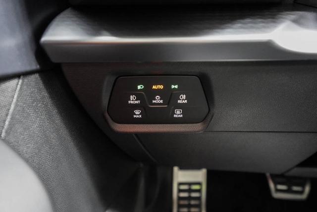 Cupra Leon Sportstourer ST 1,5 eTSI DSG Kombi - LAGER 