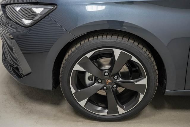 Cupra Leon Sportstourer ST 1,5 eTSI DSG Kombi - LAGER 