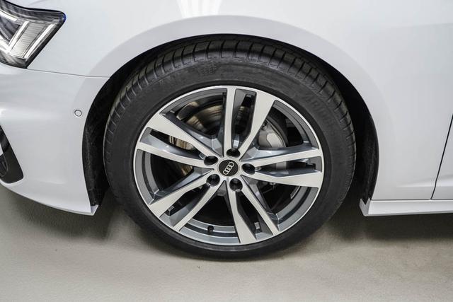 Audi A6 Avant 40 TDI quattro s-tronic S-Line - -LAG. 