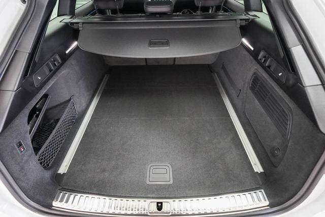 Audi A6 Avant 40 TDI quattro s-tronic S-Line - -LAG. 