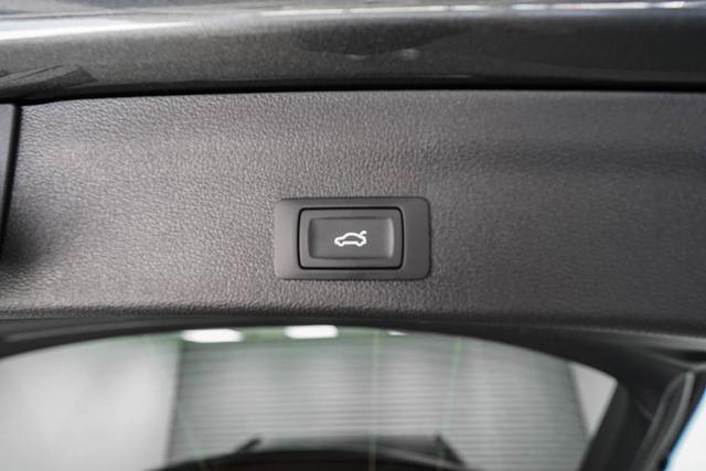 Audi A6 Avant 40 TDI quattro s-tronic S-Line - -LAG. 
