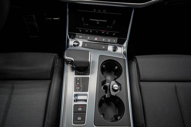 Audi A6 Avant 40 TDI quattro s-tronic S-Line - -LAG. 