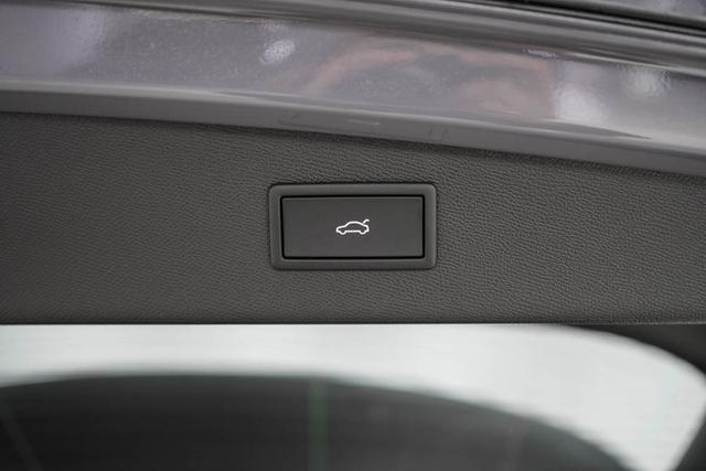 Cupra Leon Sportstourer ST 1,5 eTSI DSG Kombi - LAGER 
