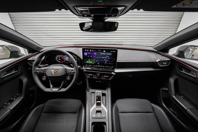 Cupra Leon Sportstourer ST 1,5 eTSI DSG Kombi - LAGER 