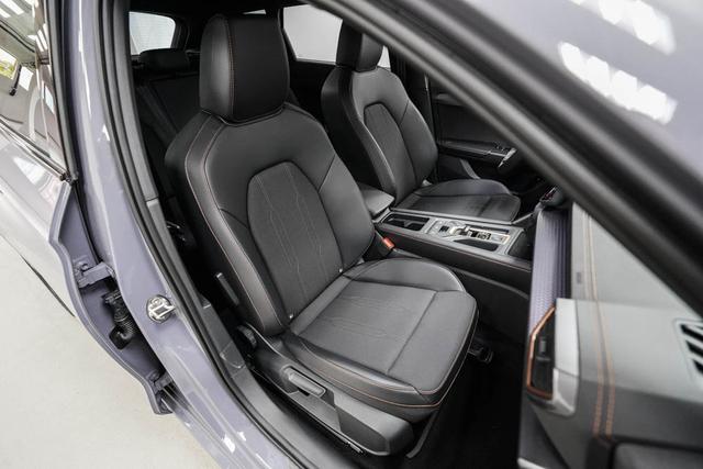 Cupra Leon Sportstourer ST 1,5 eTSI DSG Kombi - LAGER 
