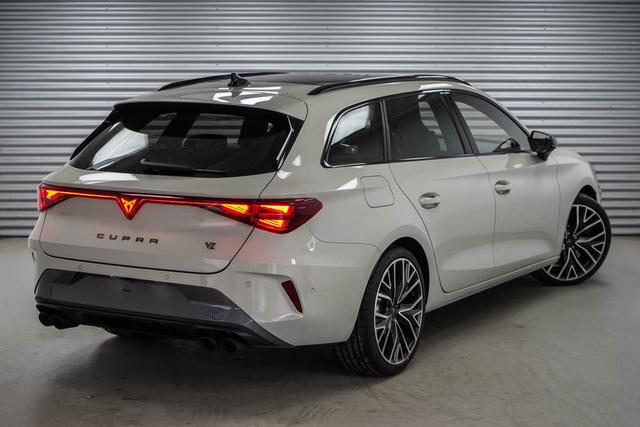 Cupra Leon Sportstourer - ST 2,0 TSI DSG 4Drive VZ Kombi - LAGE -LAG.