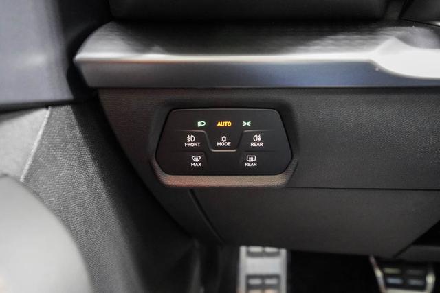 Cupra Leon Sportstourer ST 2,0 TSI DSG 4Drive VZ Kombi - LAGE -LAG. 