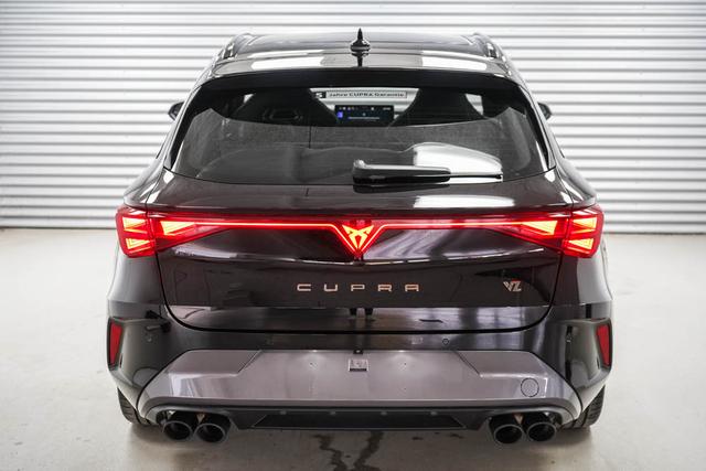 Cupra Leon Sportstourer ST 2,0 TSI DSG 4Drive VZ Kombi - LAGE -LAG. 