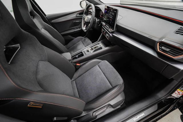 Cupra Leon Sportstourer ST 2,0 TSI DSG 4Drive VZ Kombi - LAGE -LAG. 