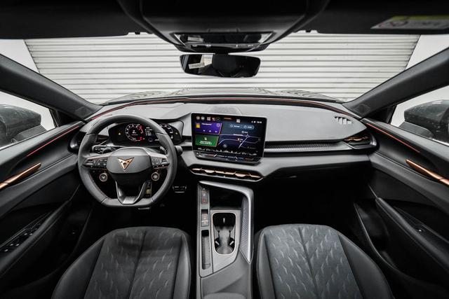 Cupra Terramar 2,0 TSI DSG 4Drive VZ - LAGER 