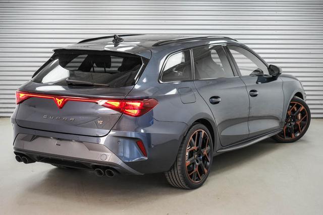 Cupra Leon Sportstourer - ST 2,0 TSI DSG 4Drive VZ Extreme - LA -LAG.