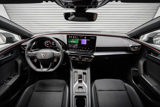 Cupra Leon Sportstourer ST 1,5 eTSI DSG - LAGER 