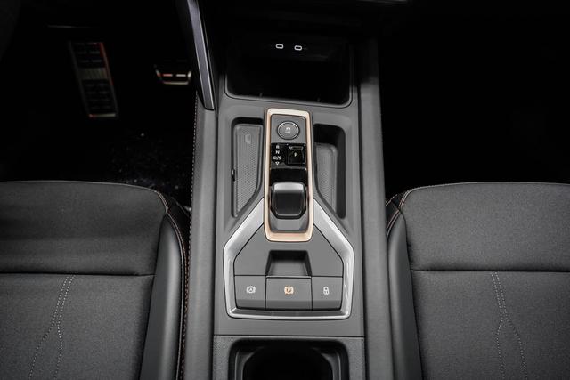 Cupra Leon Sportstourer ST 1,5 eTSI DSG - LAGER 