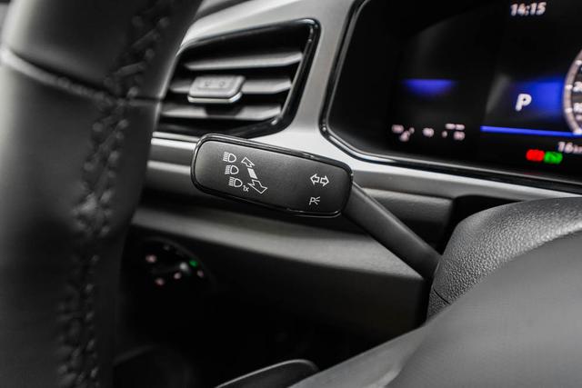 Volkswagen T-Roc 1,5 TSI DSG Life Plus - LAGER 