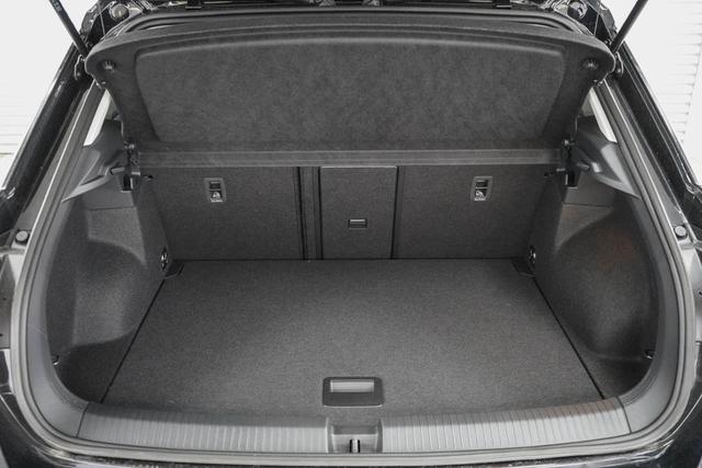 Volkswagen T-Roc 1,5 TSI DSG Life Plus - LAGER 