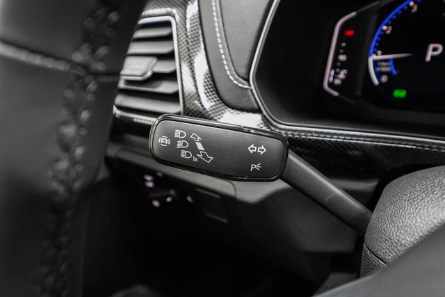 Volkswagen T-Cross 1,5 TSI DSG R-Line - LAGER 
