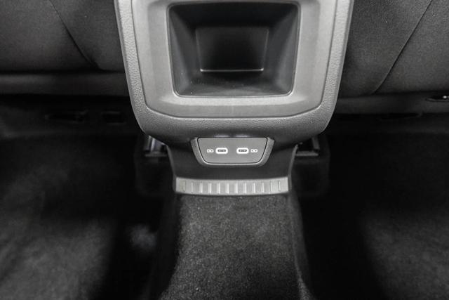 Volkswagen T-Cross 1,5 TSI DSG R-Line - LAGER 