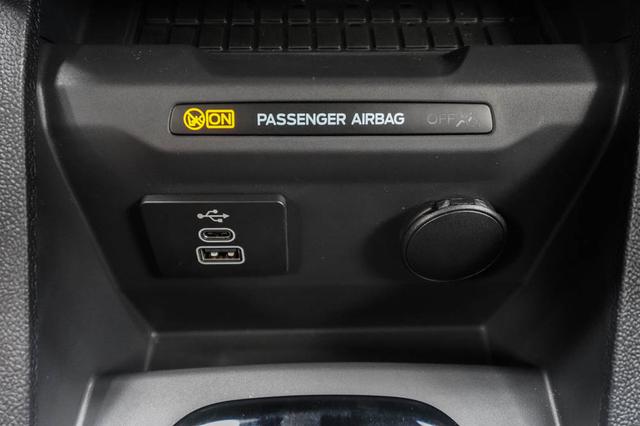 Ford Tourneo Courier 1,0 EcoBoost A7 Active - L -LAG. 