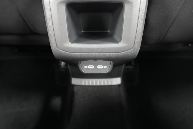 Volkswagen T-Cross 1,5 TSI DSG R-Line - LAGER 