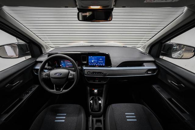 Ford Tourneo Courier 1,0 EcoBoost A7 Active - L -LAG. 