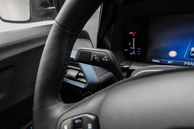 Ford Tourneo Courier 1,0 EcoBoost A7 Active - L -LAG. 